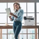 xerox-b235-multifonction-printer-800x500-gallery2-fr Imprimante Xerox® B235 Multifonction bureau femme